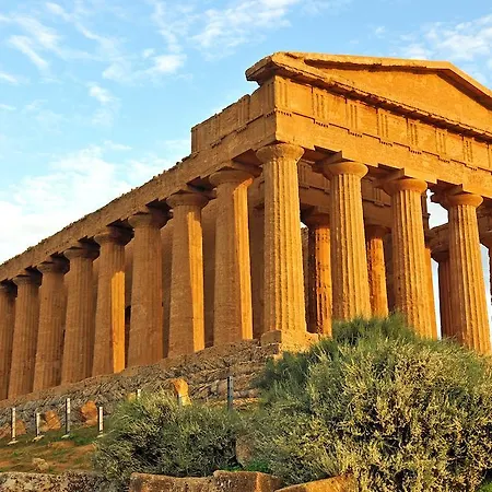 Bamboo Luxury Alojamento de Acomodação e Pequeno-almoço 4*